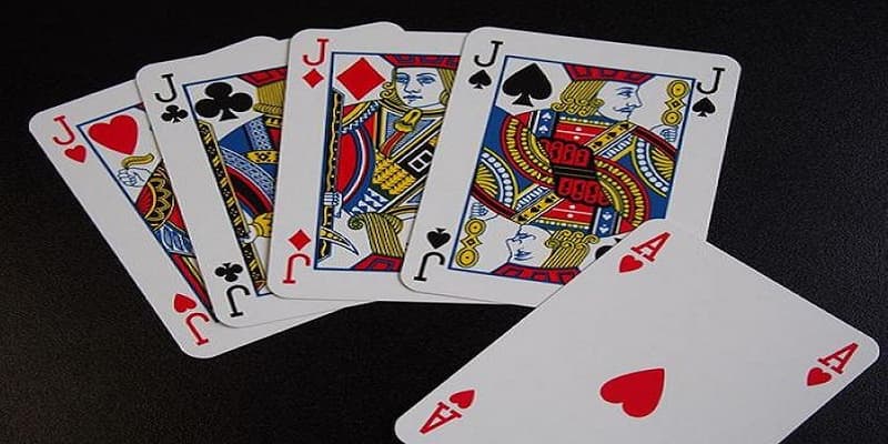 Tứ quý chặt hai Tứ quý chặt hai cách áp dụng chiến thuật